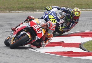 lo-scontro-tra-marquez-e-rossi-malesia