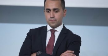 M5S, Di Maio cede la leadership